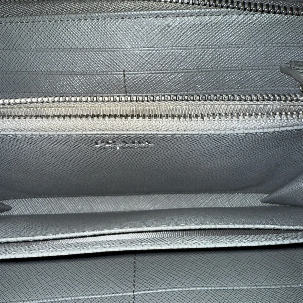 Prada Gray Textured Wallet - Picture 7 of 15
